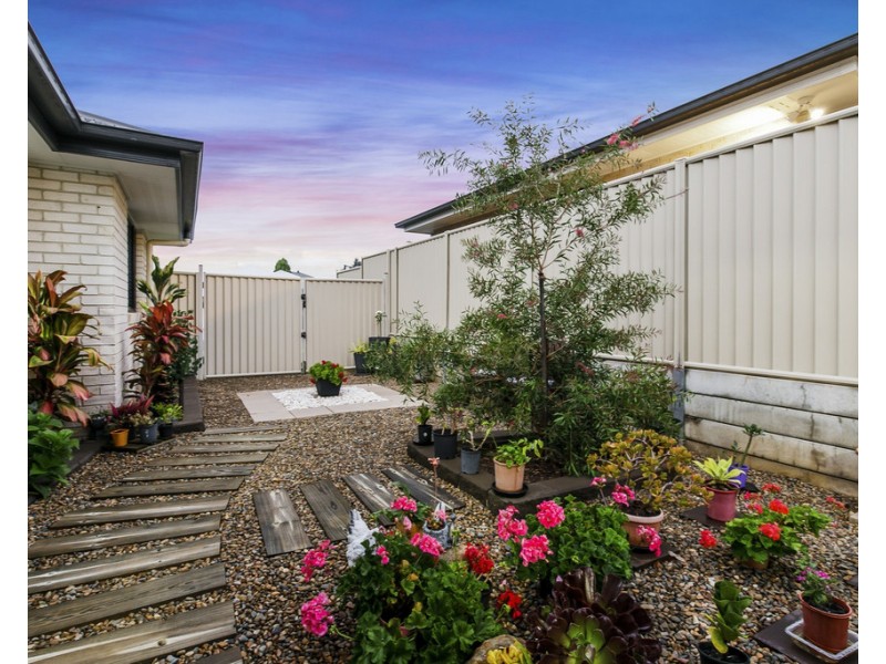 74 Spurs Drive, Wellington Point QLD 4160