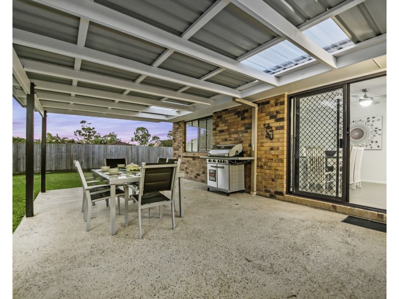 75 Chatsworth Circuit, Capalaba QLD 4157