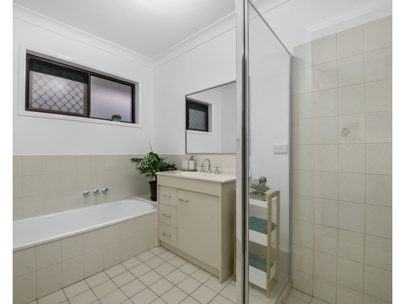 75 Chatsworth Circuit, Capalaba QLD 4157