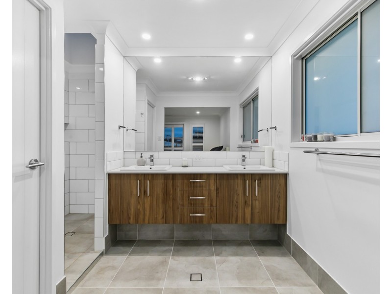 48 Passage Street, Cleveland QLD 4163