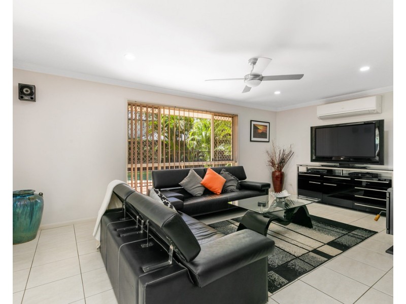 15 Helena Street, Wellington Point QLD 4160