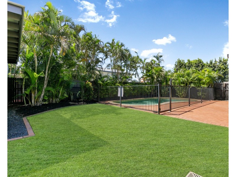 15 Helena Street, Wellington Point QLD 4160