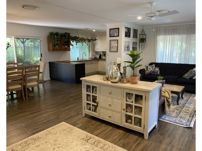 26 Montgomery Drive, Wellington Point QLD 4160