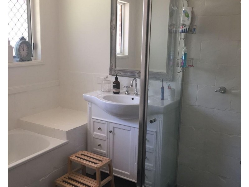 26 Montgomery Drive, Wellington Point QLD 4160