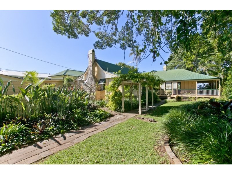 207 Main Road, Wellington Point QLD 4160