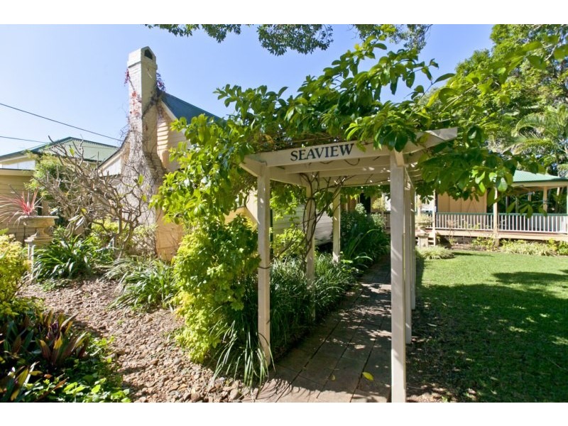 207 Main Road, Wellington Point QLD 4160