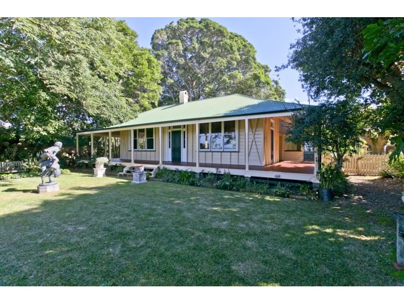 207 Main Road, Wellington Point QLD 4160