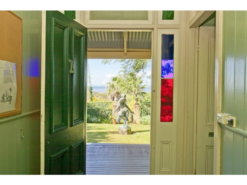 207 Main Road, Wellington Point QLD 4160