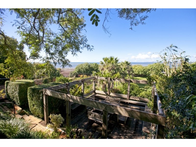 207 Main Road, Wellington Point QLD 4160