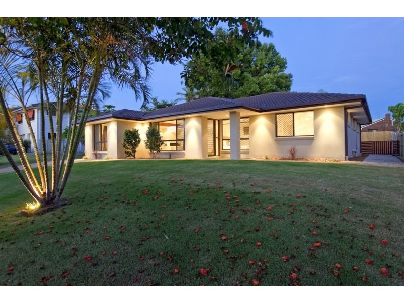 11 Cooinda Street, Wellington Point QLD 4160