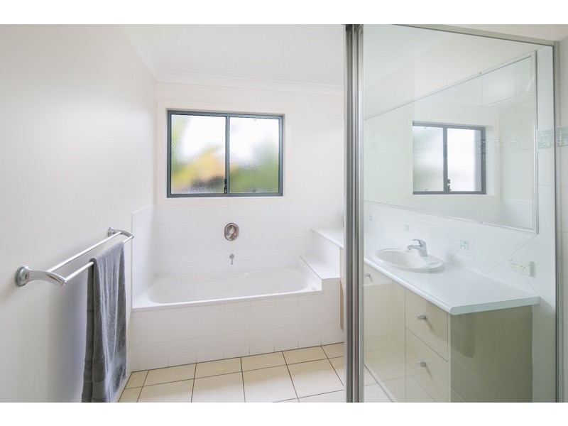 28 Helena Street, Wellington Point QLD 4160