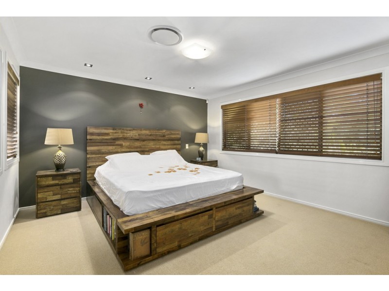 9 Bertson Crescent, Wellington Point QLD 4160