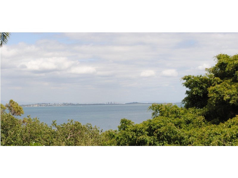 12 Main Road, Wellington Point QLD 4160