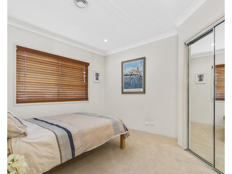 20 Cleveland Terrace, Ormiston QLD 4160