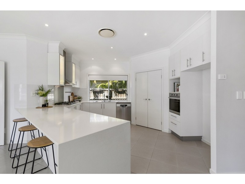 4 Casey Court, Wellington Point QLD 4160