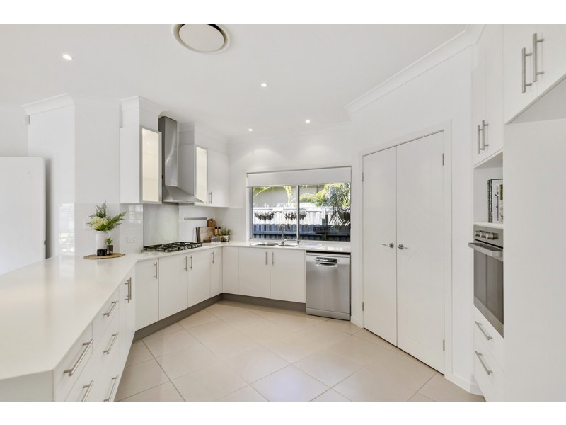 4 Casey Court, Wellington Point QLD 4160