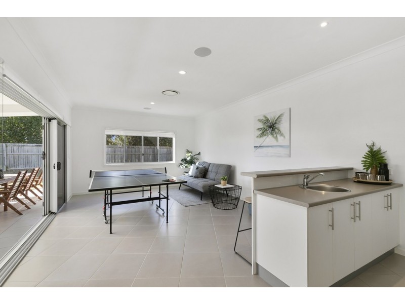 4 Casey Court, Wellington Point QLD 4160