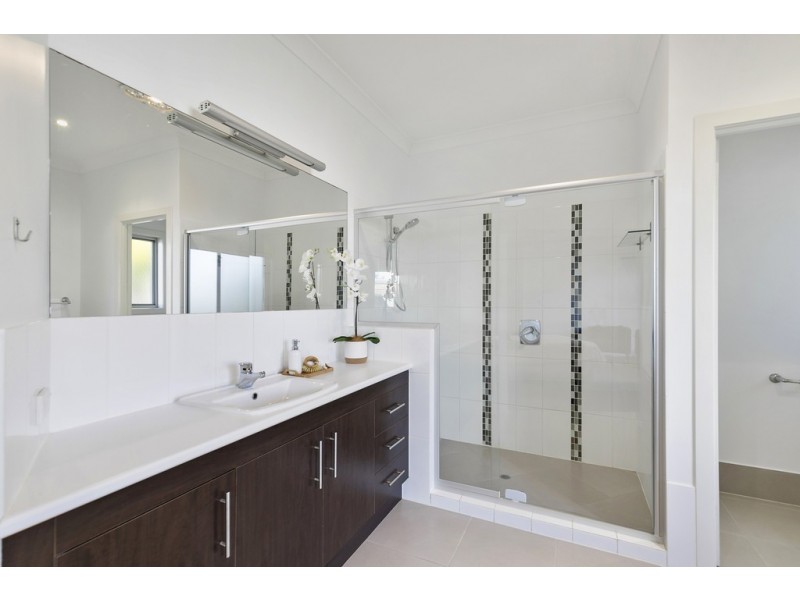 4 Casey Court, Wellington Point QLD 4160