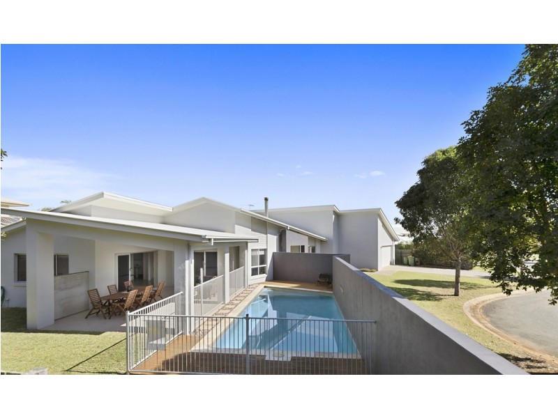 4 Casey Court, Wellington Point QLD 4160