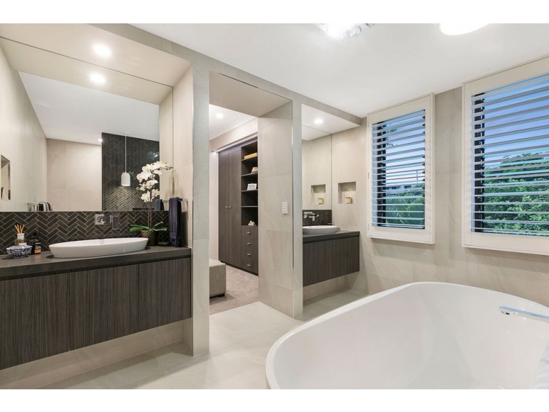 46 O’Connell Parade, Wellington Point QLD 4160