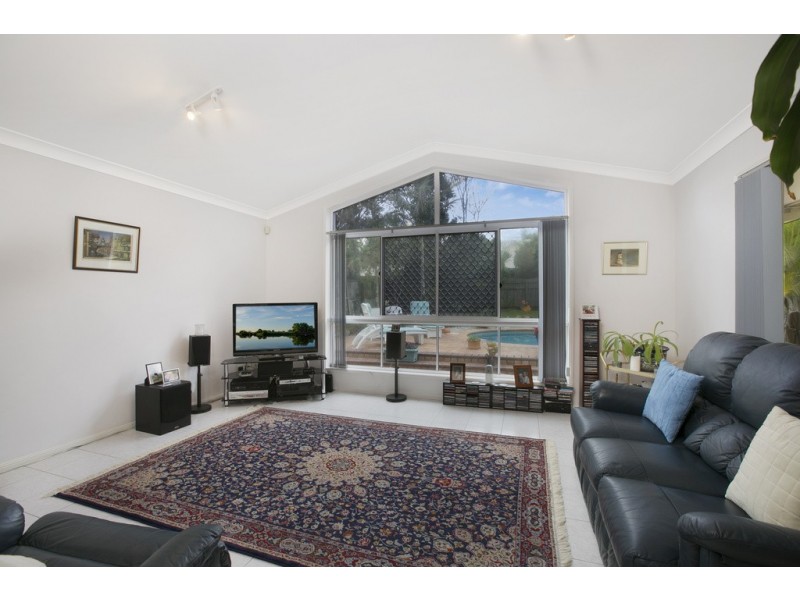 42 Dorsal Drive, Birkdale QLD 4159