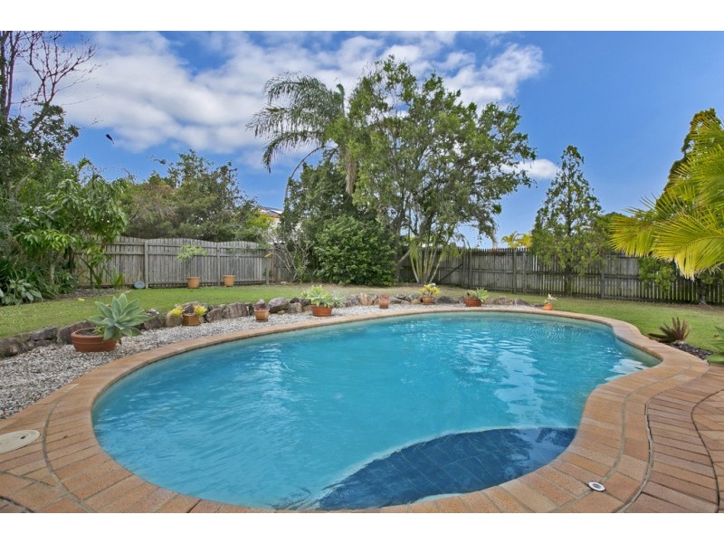 42 Dorsal Drive, Birkdale QLD 4159