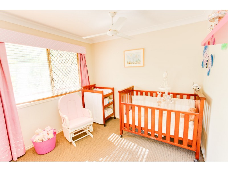 13 Portland Parade, Redland Bay QLD 4165