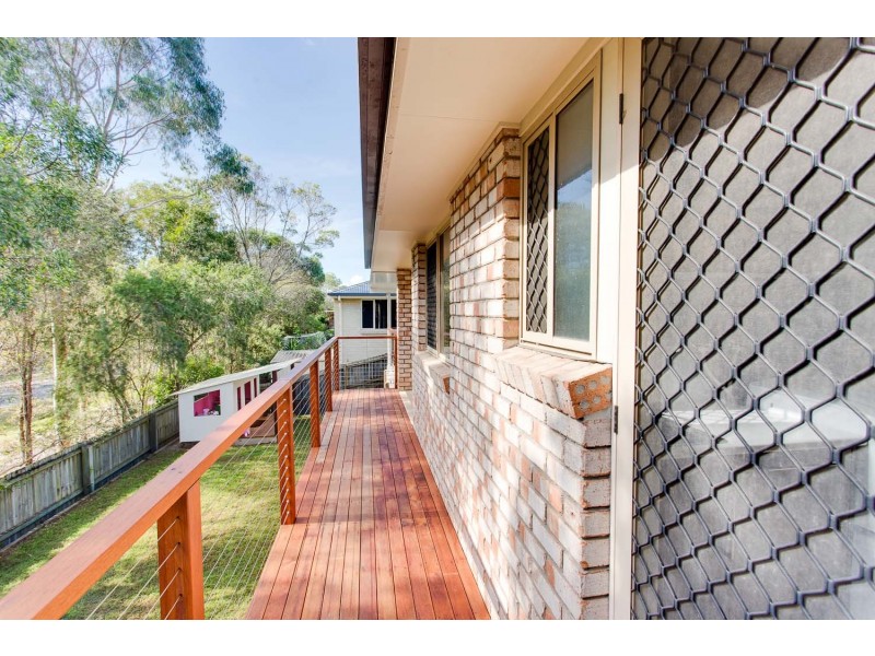 13 Portland Parade, Redland Bay QLD 4165