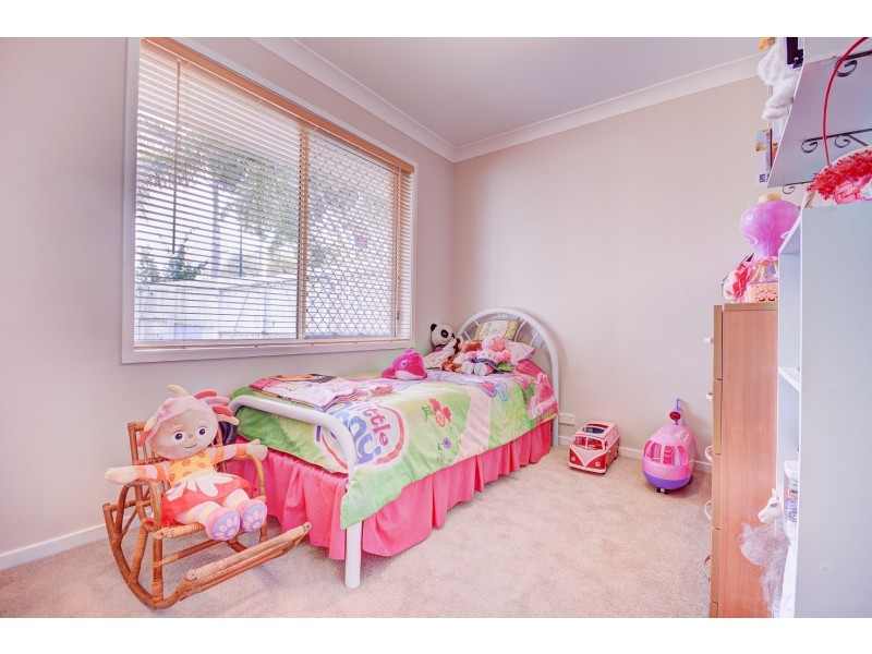 8 Folkestone Court, Wellington Point QLD 4160