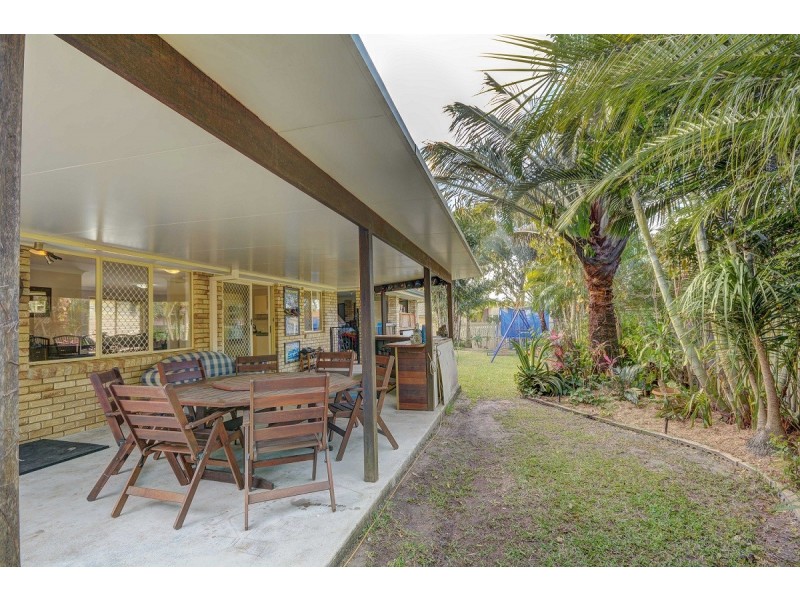 8 Folkestone Court, Wellington Point QLD 4160