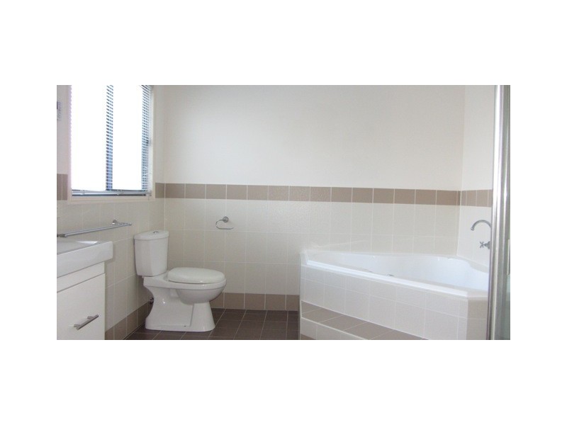 60 Frederick Street, Wellington Point QLD 4160