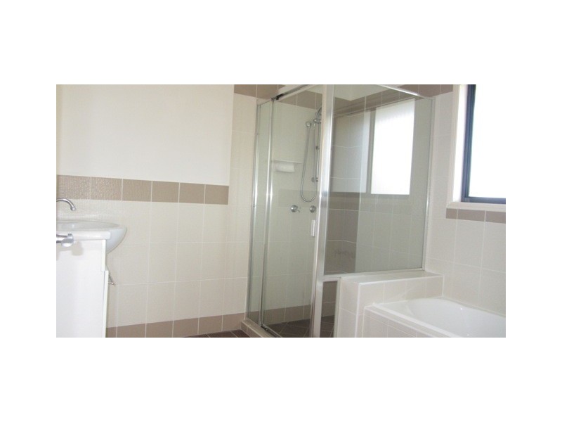 60 Frederick Street, Wellington Point QLD 4160