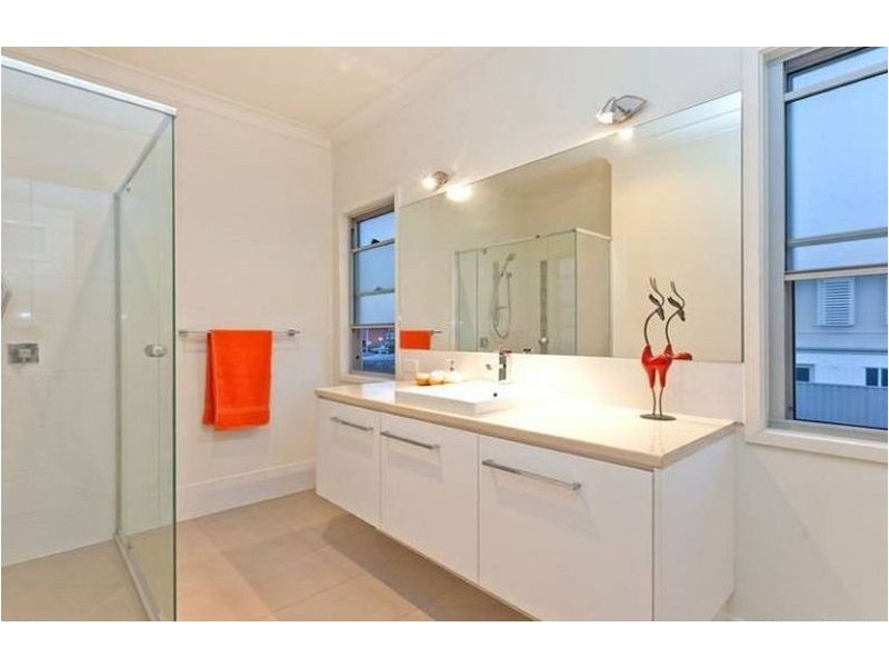 344 Main Road, Wellington Point QLD 4160