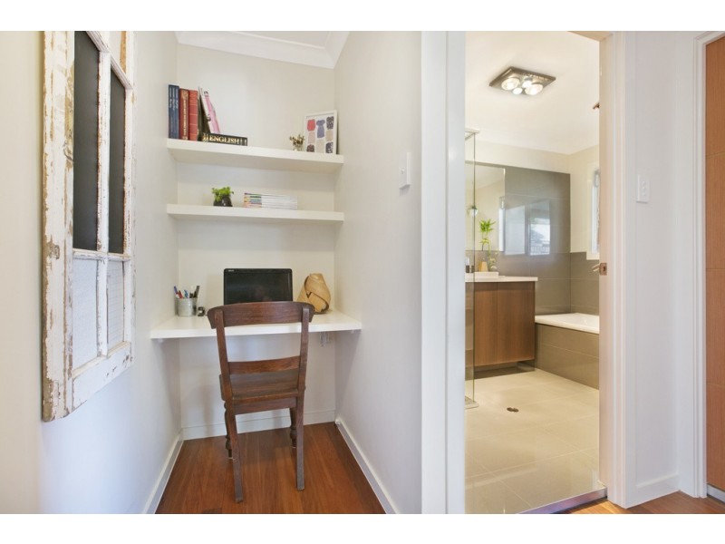 15 Bernecker Street, Carina QLD 4152