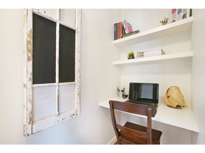 15 Bernecker Street, Carina QLD 4152