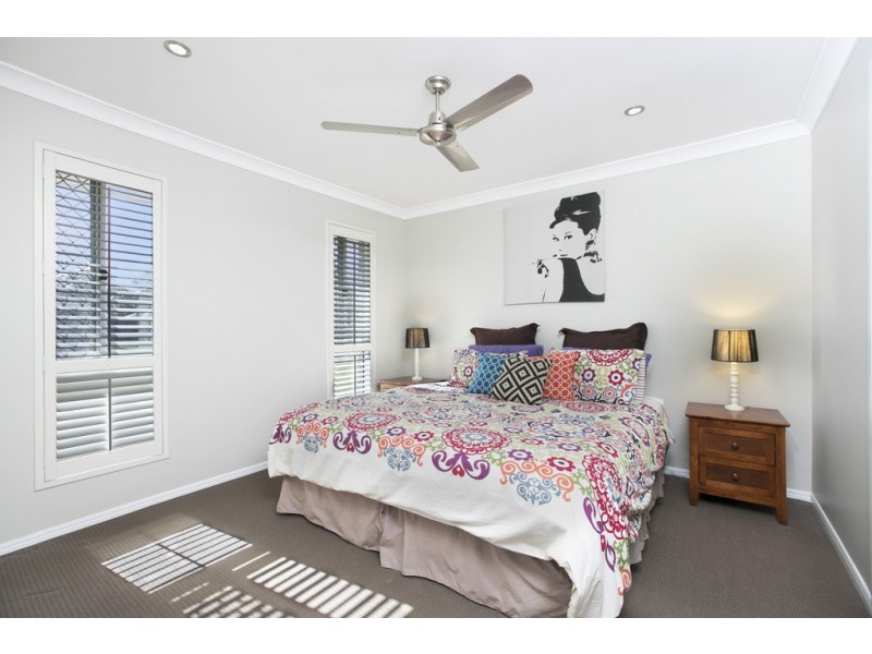 35 Whipbird Circuit, Victoria Point QLD 4165