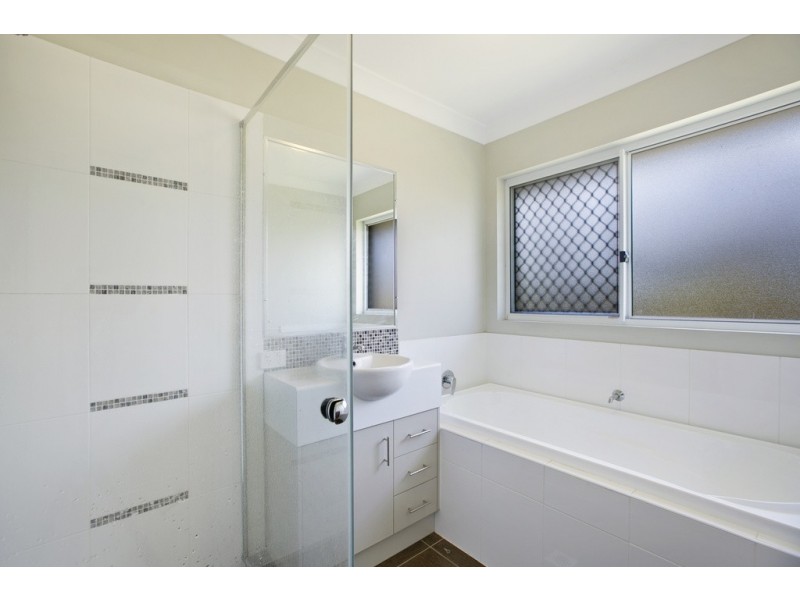 35 Whipbird Circuit, Victoria Point QLD 4165