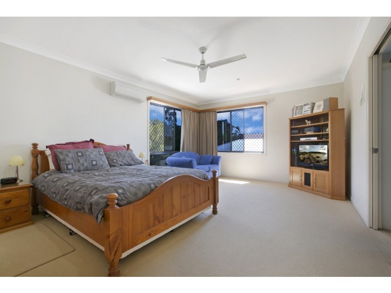 64 Allan Day Drive, Wellington Point QLD 4160