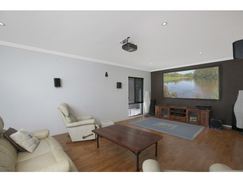 76 Senden Crescent, Manly West QLD 4179