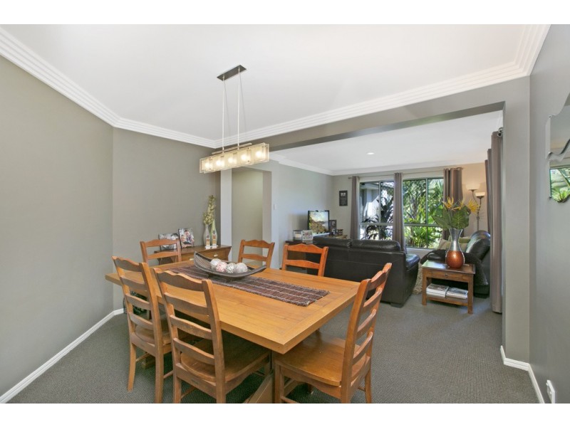 6 Schonrock Street, Wellington Point QLD 4160