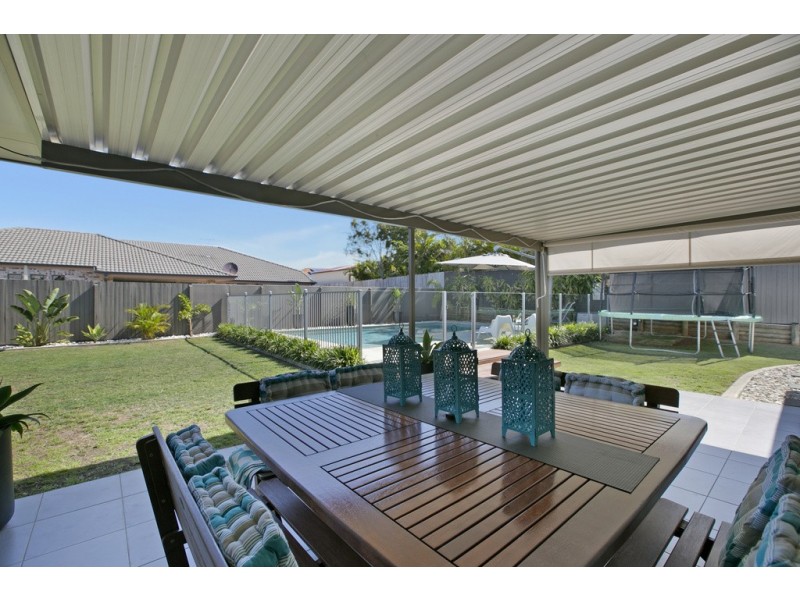 6 Schonrock Street, Wellington Point QLD 4160