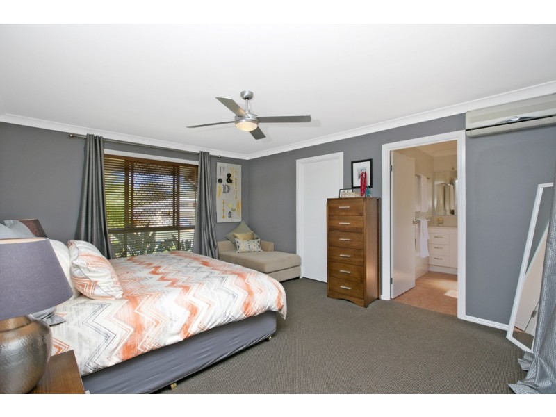 6 Schonrock Street, Wellington Point QLD 4160