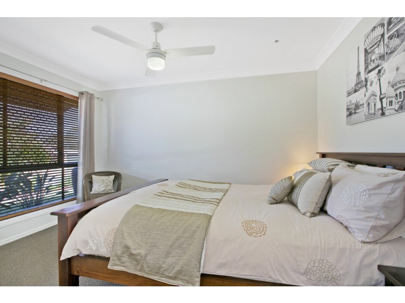 6 Schonrock Street, Wellington Point QLD 4160