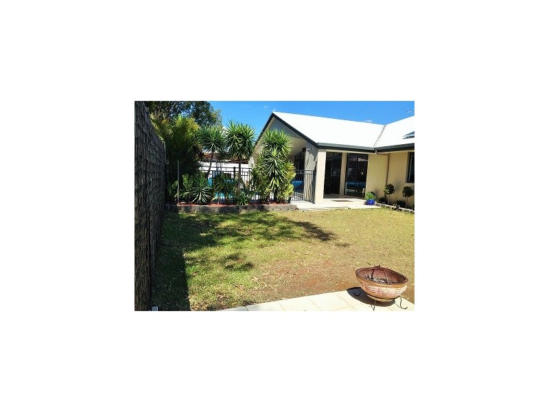 25 Canegrove Cct, Wellington Point QLD 4160