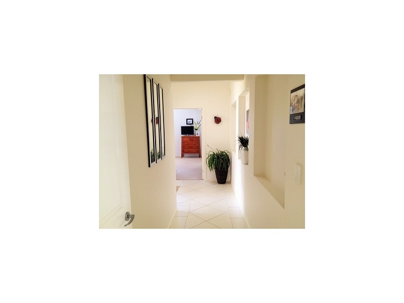 25 Canegrove Cct, Wellington Point QLD 4160