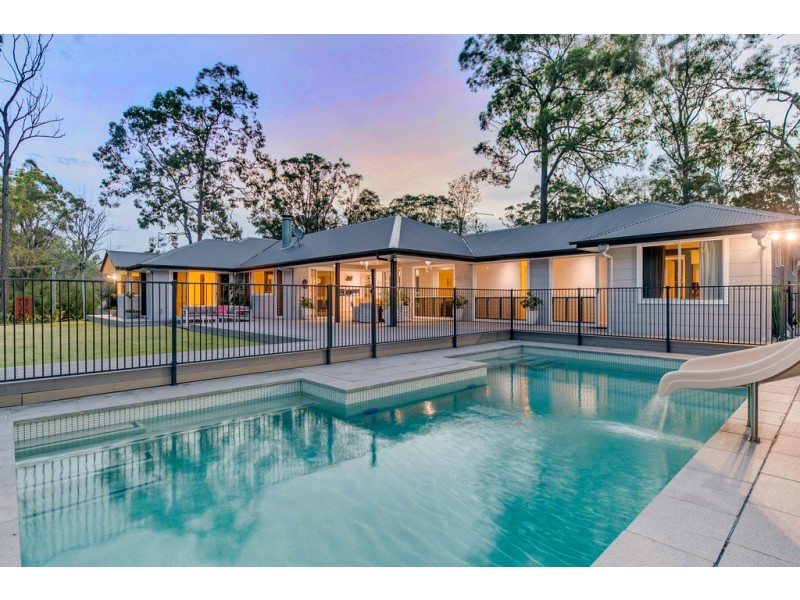 27 Pioneer Road, Sheldon QLD 4157