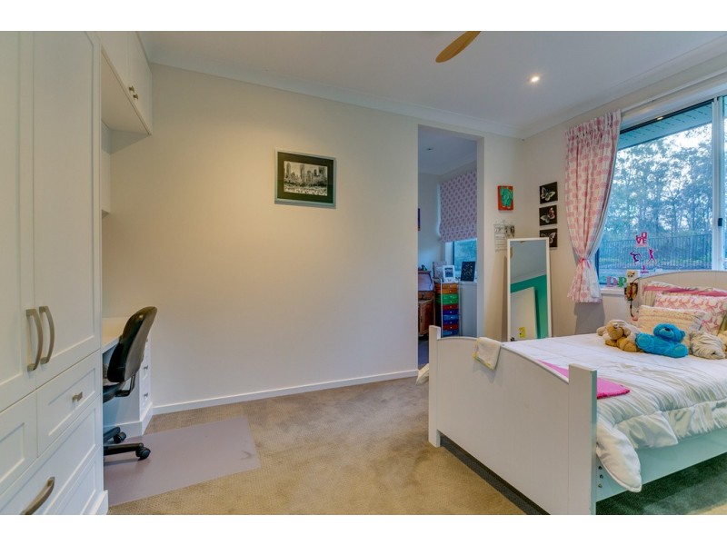 27 Pioneer Road, Sheldon QLD 4157