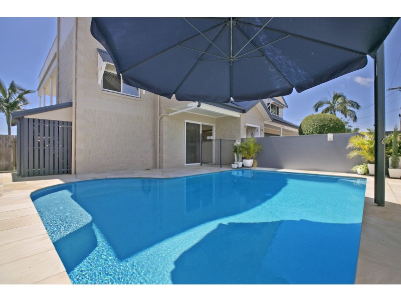 5 Price Avenue, Birkdale QLD 4159