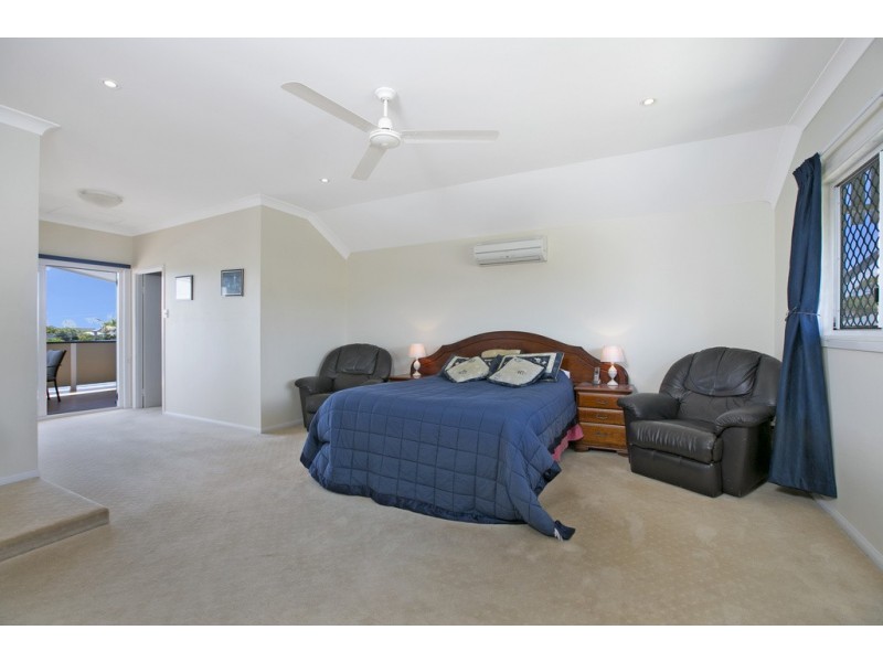 5 Price Avenue, Birkdale QLD 4159