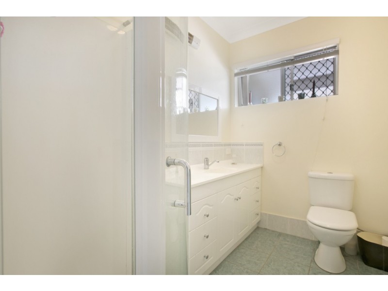 5 Price Avenue, Birkdale QLD 4159